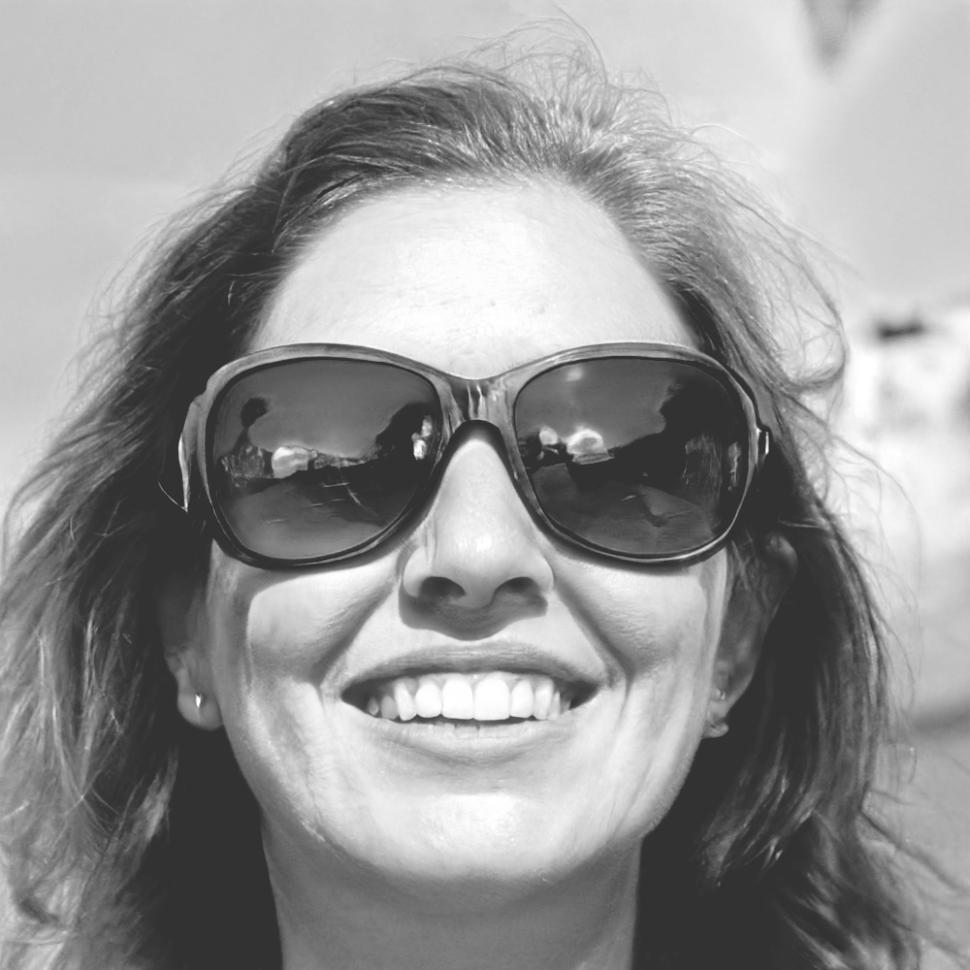 Linh Phạm, Operations Director at TechFlow Solutions